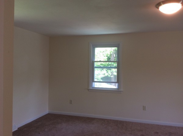 205 Alabama Road Tewksbury, MA 01876 - Photo 14 of 16 Gallery Image 14