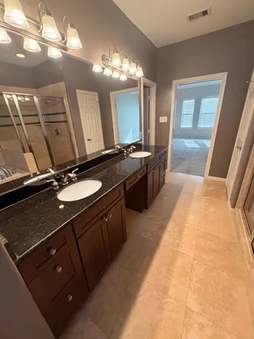 $2,695 | 1141 West 24th Street, Unit B, Houston, TX 77008