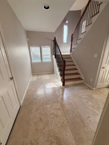 $2,695 | 1141 West 24th Street, Unit B, Houston, TX 77008