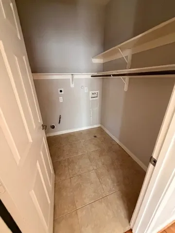 $2,695 | 1141 West 24th Street, Unit B, Houston, TX 77008