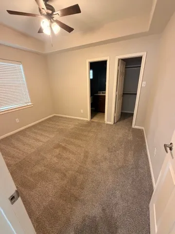 $2,695 | 1141 West 24th Street, Unit B, Houston, TX 77008