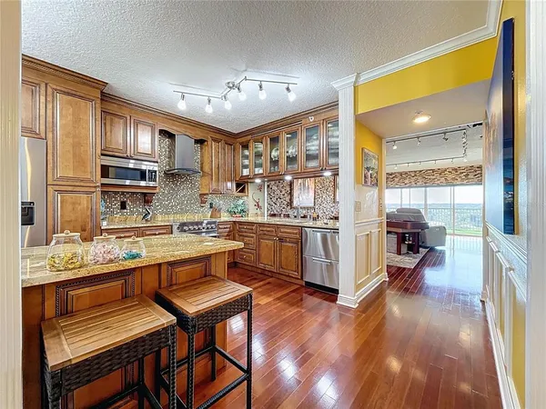 $399,000 | 1200 Country Club Drive, Unit 5404, Largo, FL 33771