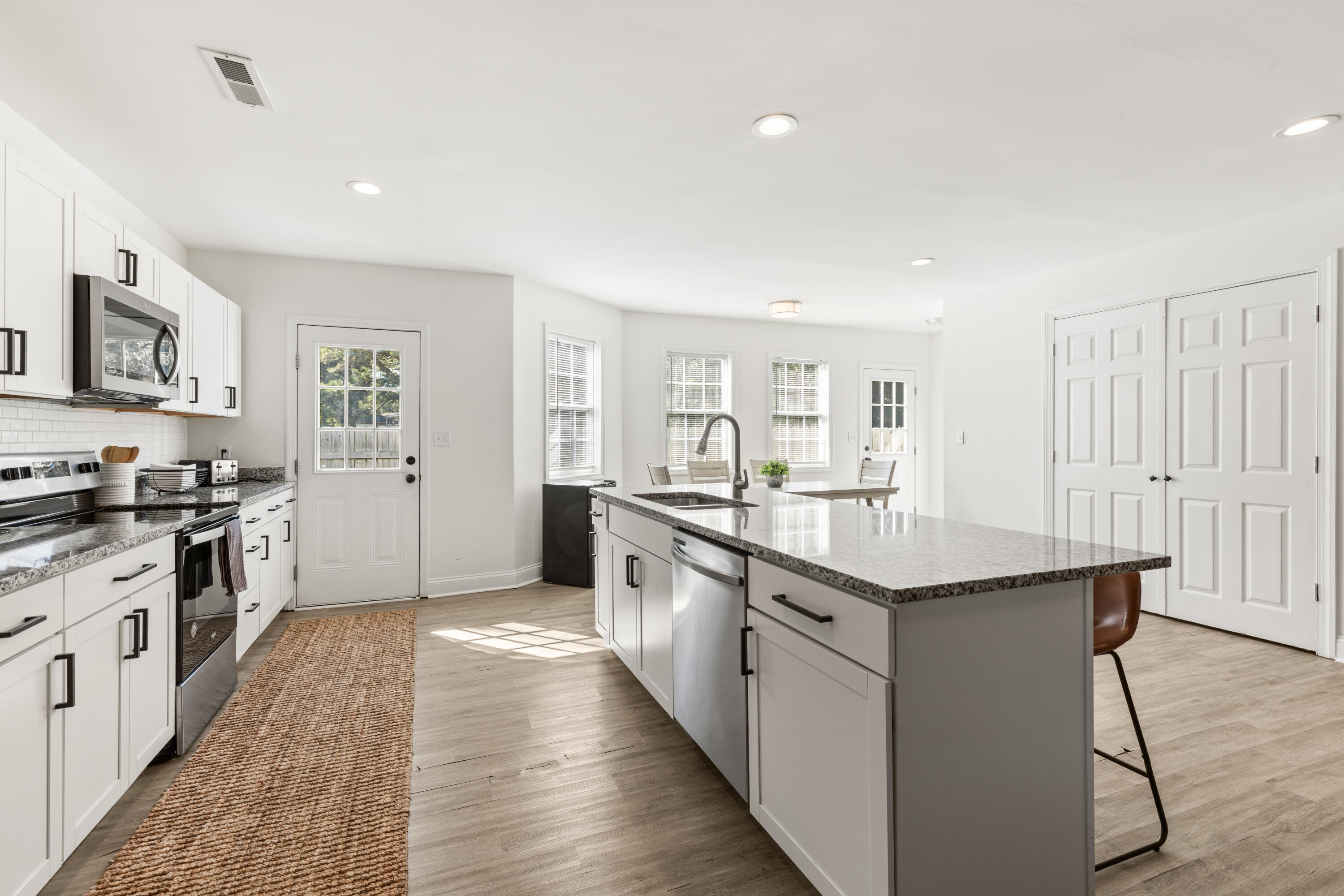 1824 Grimball Road Charleston, SC 29412 - Photo 15 of 50 1824 Grimball-35