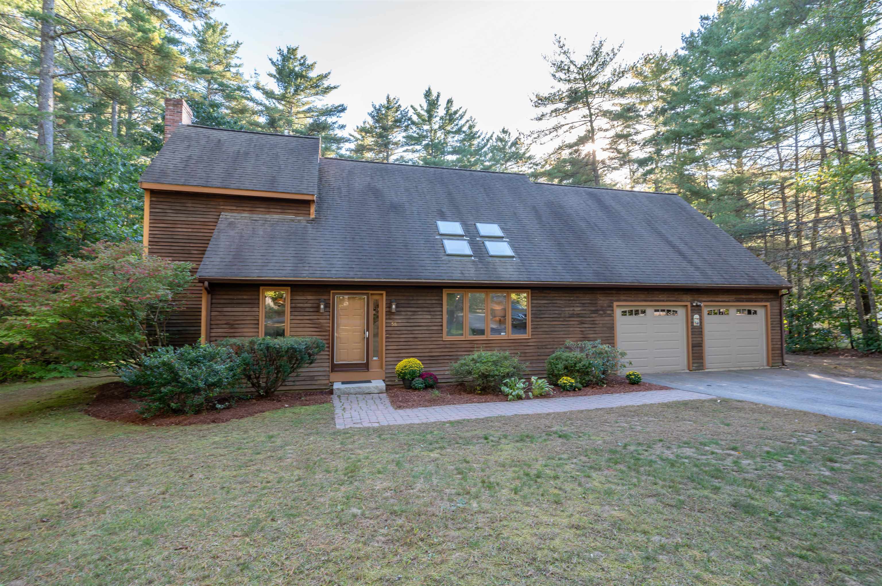 58 Woodward Road Merrimack, NH 03054 - Photo 1 of 28 Gallery Image 1