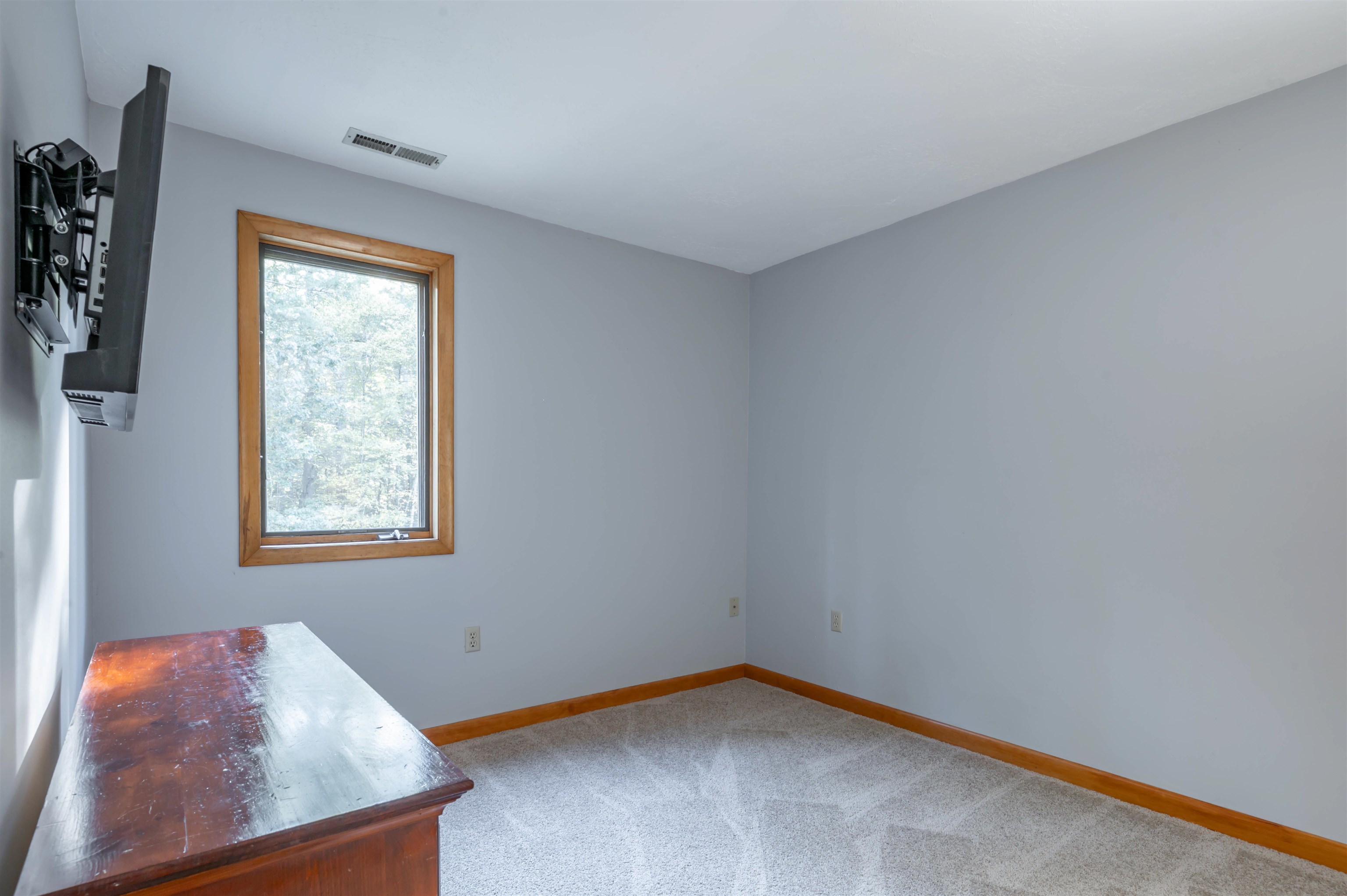 58 Woodward Road Merrimack, NH 03054 - Photo 19 of 28 Gallery Image 19