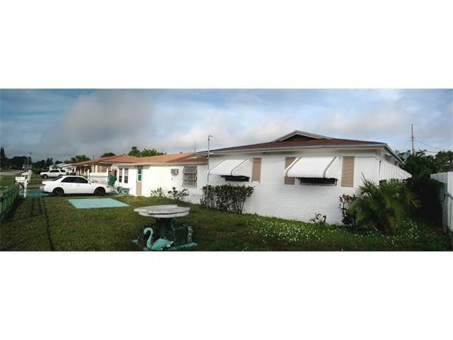 430 West 30th Street Riviera Beach, FL 33404 - Photo 4 of 8 Exterior Front