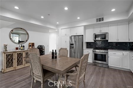 5441 Ocean, Unit 101 Hawthorne, CA 90250 - Photo 4 of 44