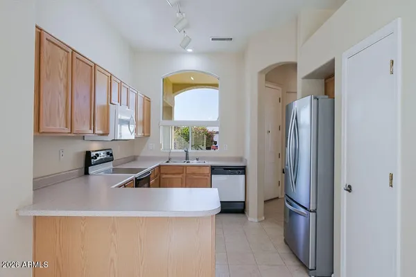 $325,000 | 9718 West Mountain View Road, Peoria, AZ 85345