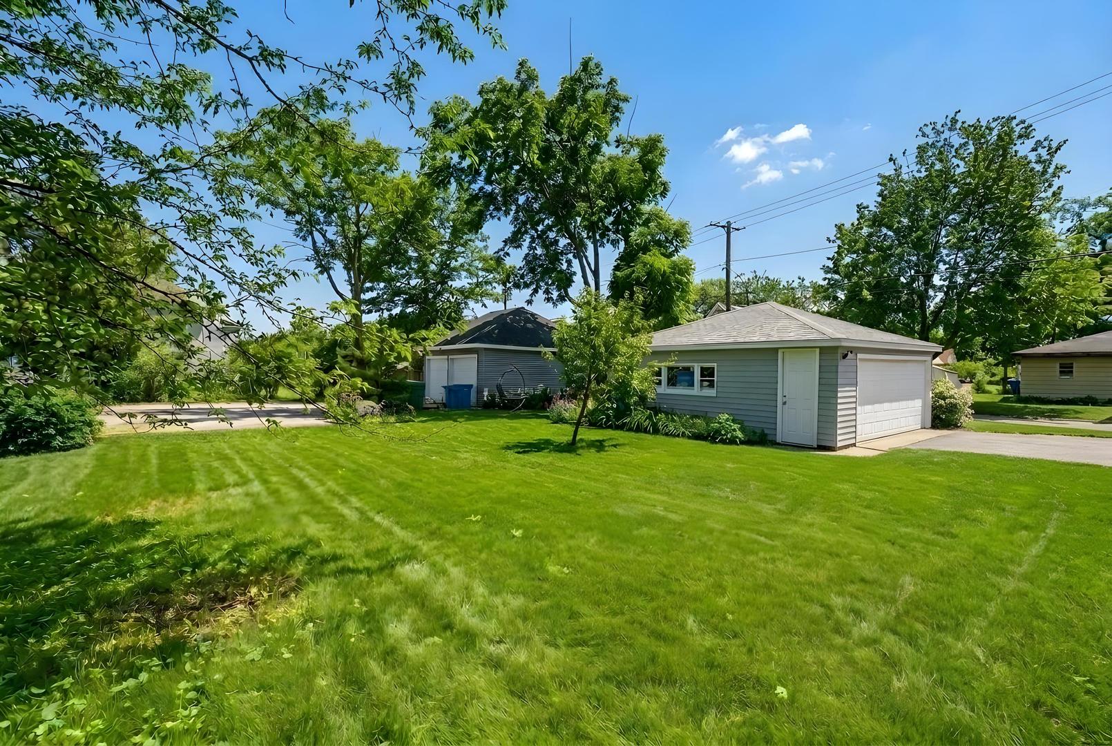 4740 Douglas Road Downers Grove, IL 60515 - Photo 23 of 32