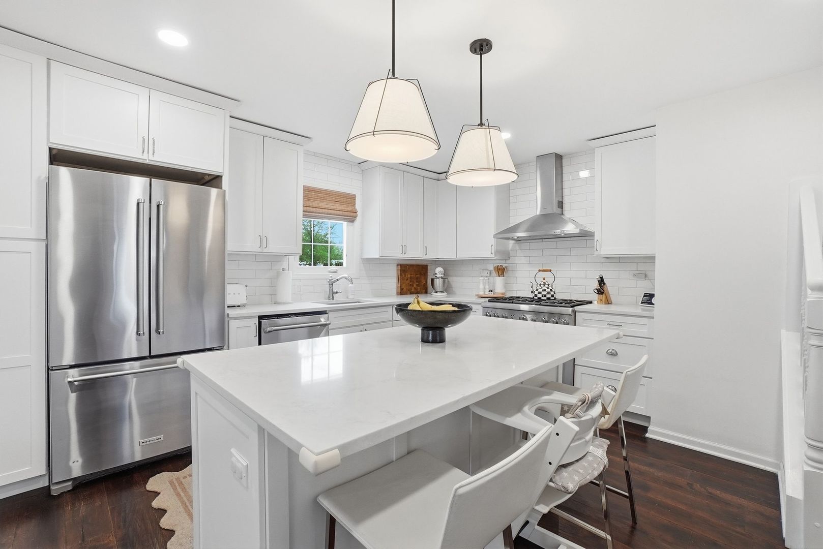 4740 Douglas Road Downers Grove, IL 60515 - Photo 5 of 32
