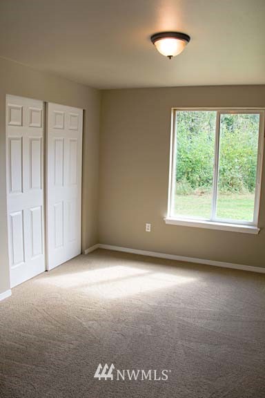 1061 West Beerbower Road Elma, WA 98541 - Photo 11 of 14 Gallery Image 11