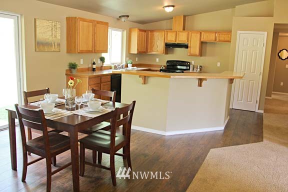 1061 West Beerbower Road Elma, WA 98541 - Photo 7 of 14 Gallery Image 7