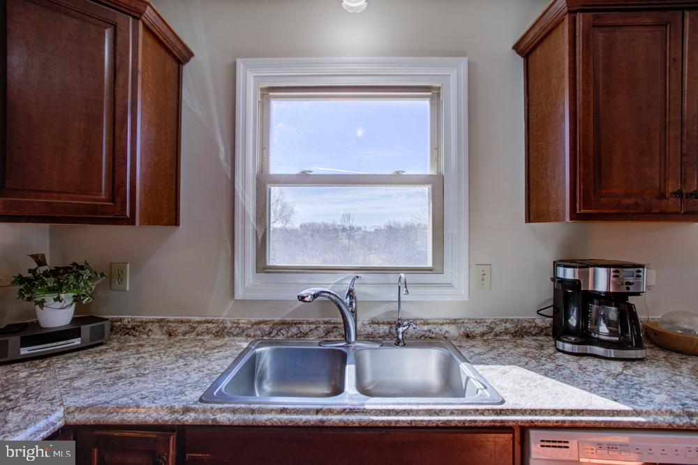 714 West Brubaker Valley Road Lititz, PA 17543 - Photo 12 of 43