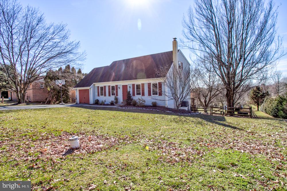 714 West Brubaker Valley Road Lititz, PA 17543 - Photo 3 of 43