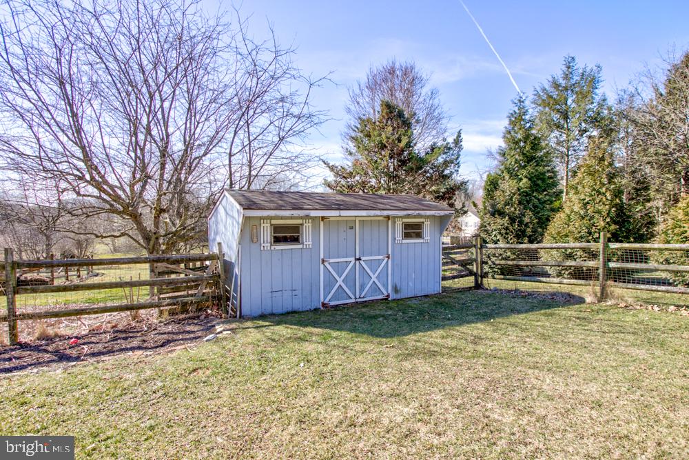 714 West Brubaker Valley Road Lititz, PA 17543 - Photo 38 of 43