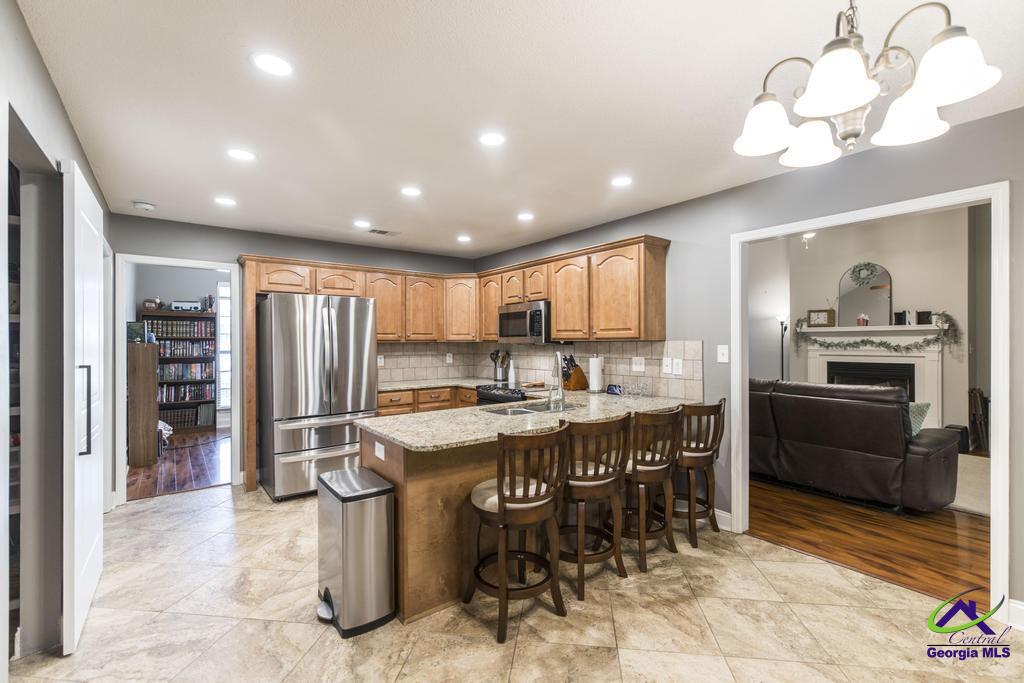 165 Crystal Ridge Circle Byron, GA 31008 - Photo 10 of 38