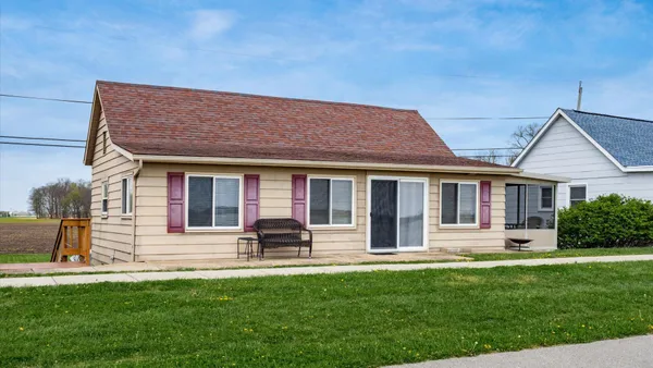 $599,900 | 13150 West Bank Drive Northeast, Millersport, OH 43046