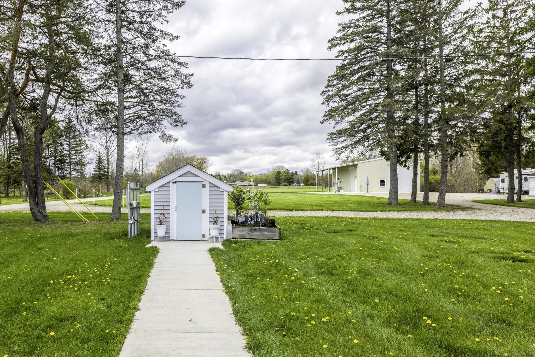 6655 Lakeshore Road Lexington, MI 48450 - Photo 74 of 99