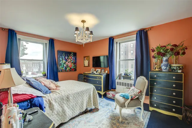 $340,000 | 210-15 23rd Avenue, Unit 3C | Bay Terrace