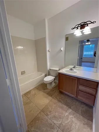 $1,950 | 6214 Stevenson Drive, Unit 110, Orlando, FL 32835