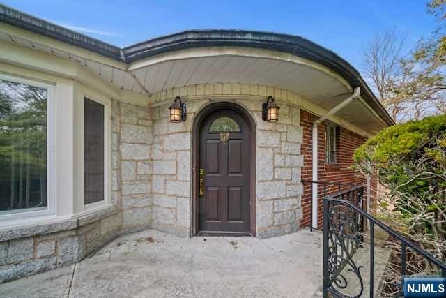 35 Old Dock Road Alpine, NJ 07620 - Photo 21 of 23 a view of front door