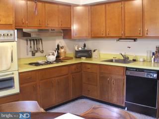 1635 Manley Road West Chester, PA 19380 - Photo 4 of 6 Gallery Image 4