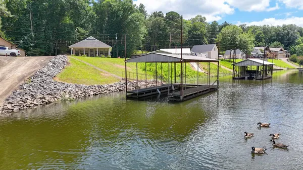 $749,000 | 31 Clemons Drive, Cherokee, AL 35616