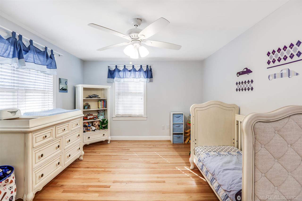 785 Bedford Road Grosse Pointe Park, MI 48230 - Photo 15 of 18