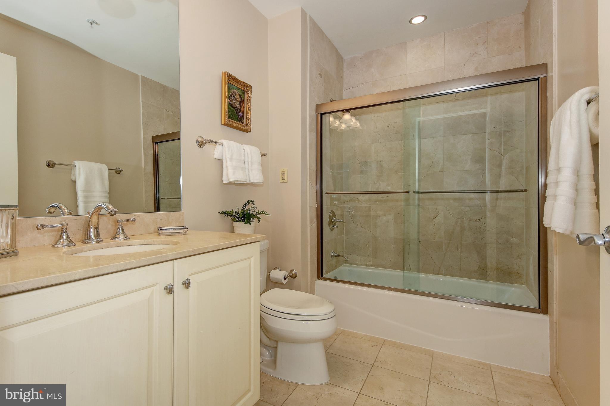 2501 Wisconsin Avenue Northwest, Unit 108 Washington, DC 20007 - Photo 23 of 31 Ensuite Bath