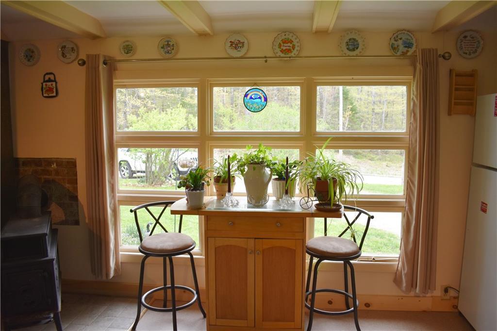 25 Hawes Bridge Road Prospect, ME 04981 - Photo 9 of 22 Cute Breakfast Nook
