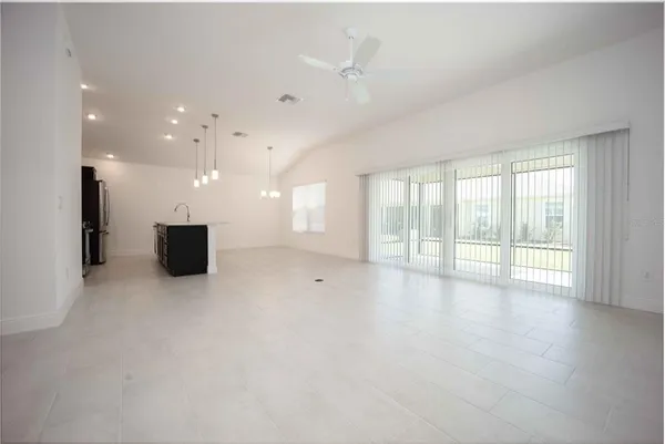 $2,150 | 858 Bowden Road, The Villages, FL 32163