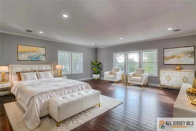 $1,449,000 | 6 Terry Lane, East Brunswick, NJ 08816