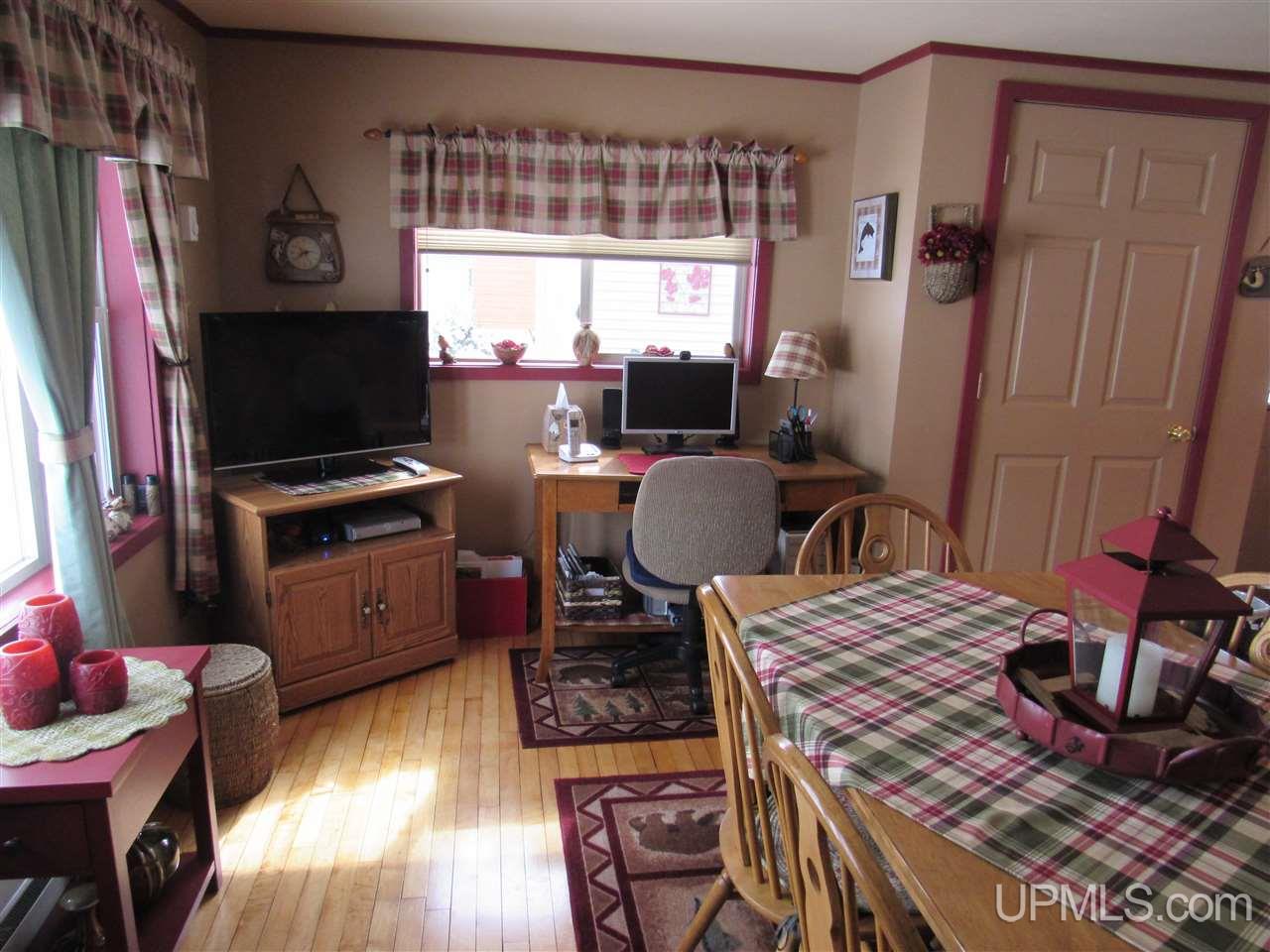 5704 N Corner Lake Road Wetmore, MI 49895 - Photo 15 of 50