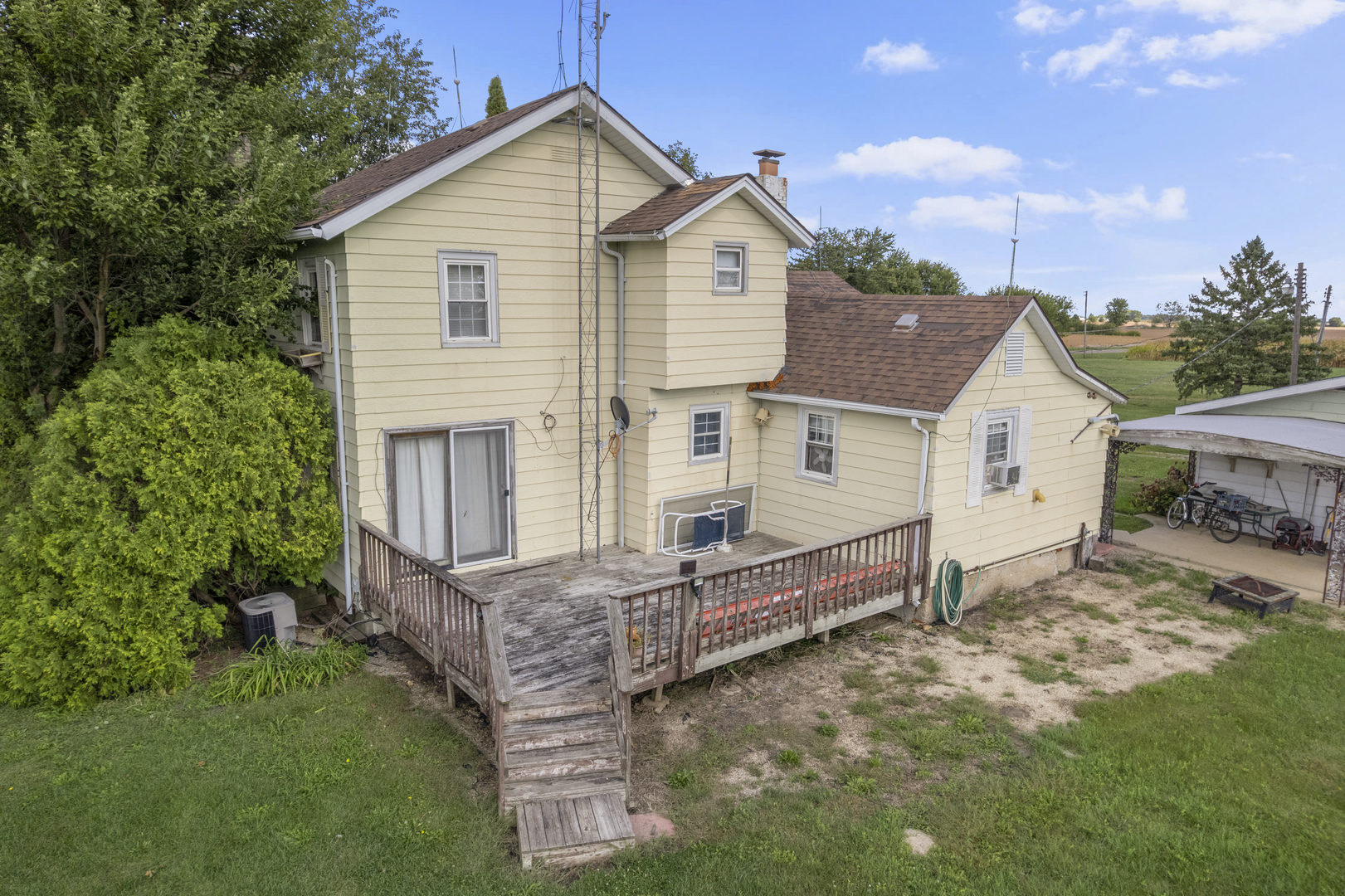 2012 North 45th Road Leland, IL 60531 - Photo 2 of 36