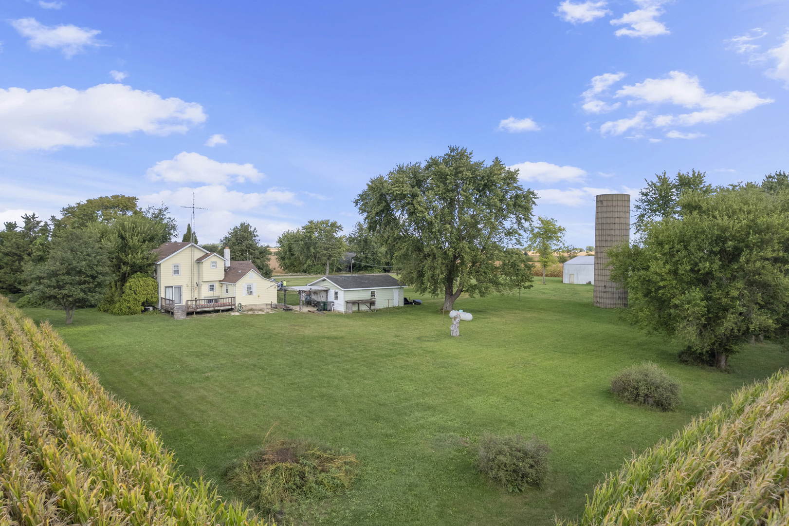2012 North 45th Road Leland, IL 60531 - Photo 24 of 36