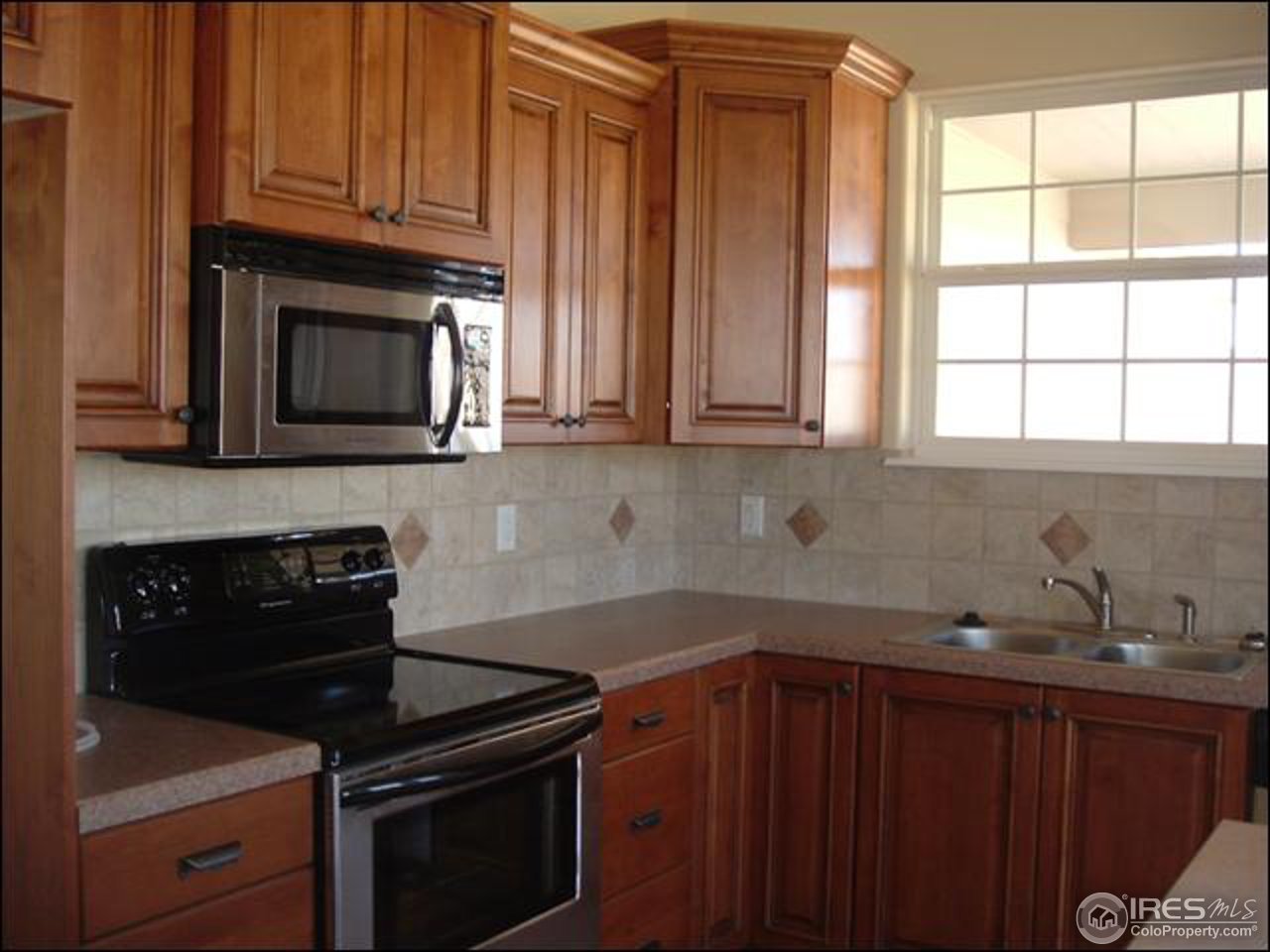 214 Ridge Road Eaton, CO 80615 - Photo 5 of 8 Gallery Image 5