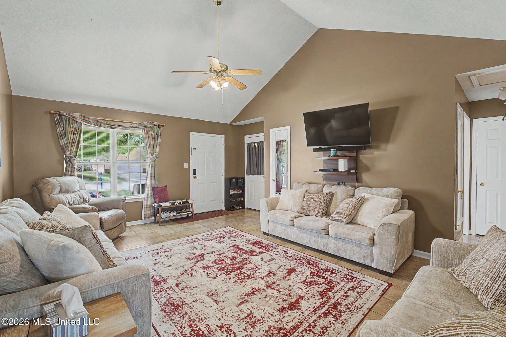 2938 Connor Reed Drive Horn Lake, MS 38637 - Photo 8 of 31 8-web-or-mls-2938 Connor Reed Dr-7