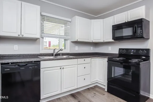 $1,635 | 515 Forrest Street, Hillsborough, NC 27278