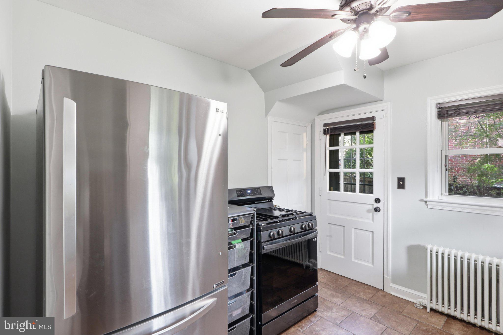 10211 Sutherland Road Silver Spring, MD 20901 - Photo 10 of 49 Kitchen