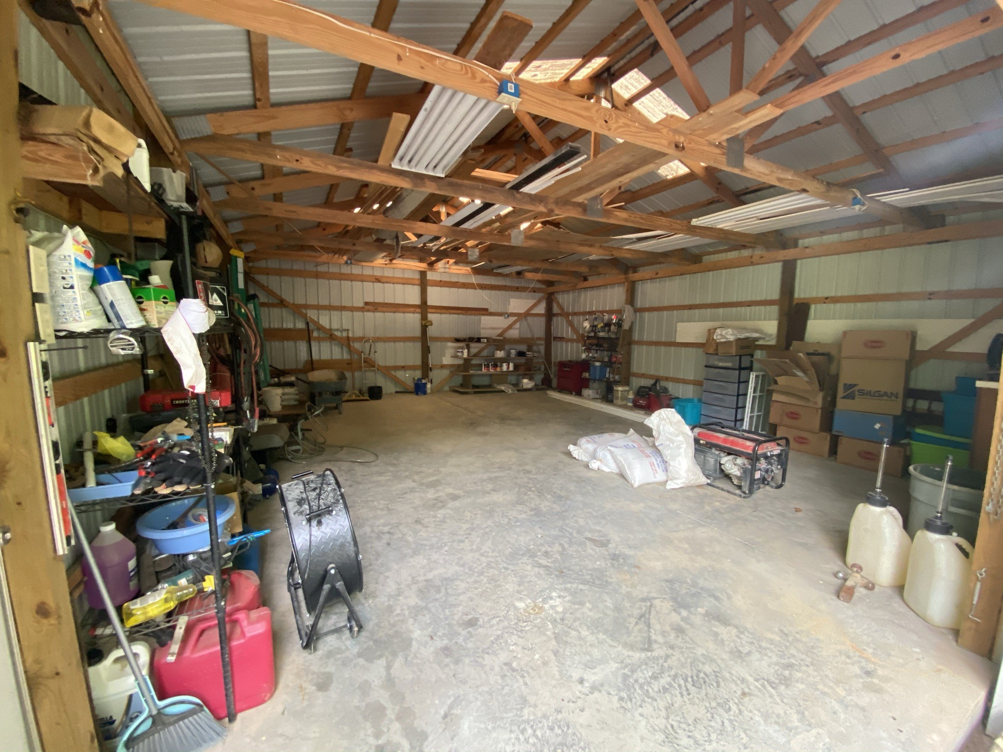 560 Butler Bridge Road Portland, TN 37148 - Photo 22 of 26 a view of storage and utility room