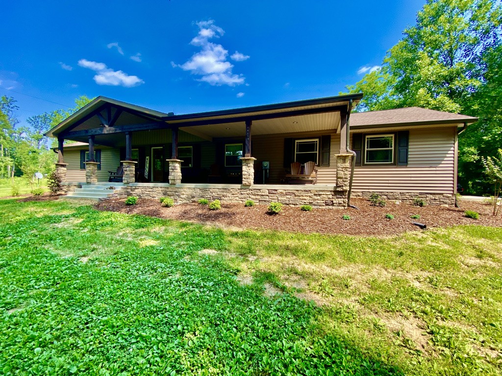 560 Butler Bridge Road Portland, TN 37148 - Photo 26 of 26 a front view of a house with a yard