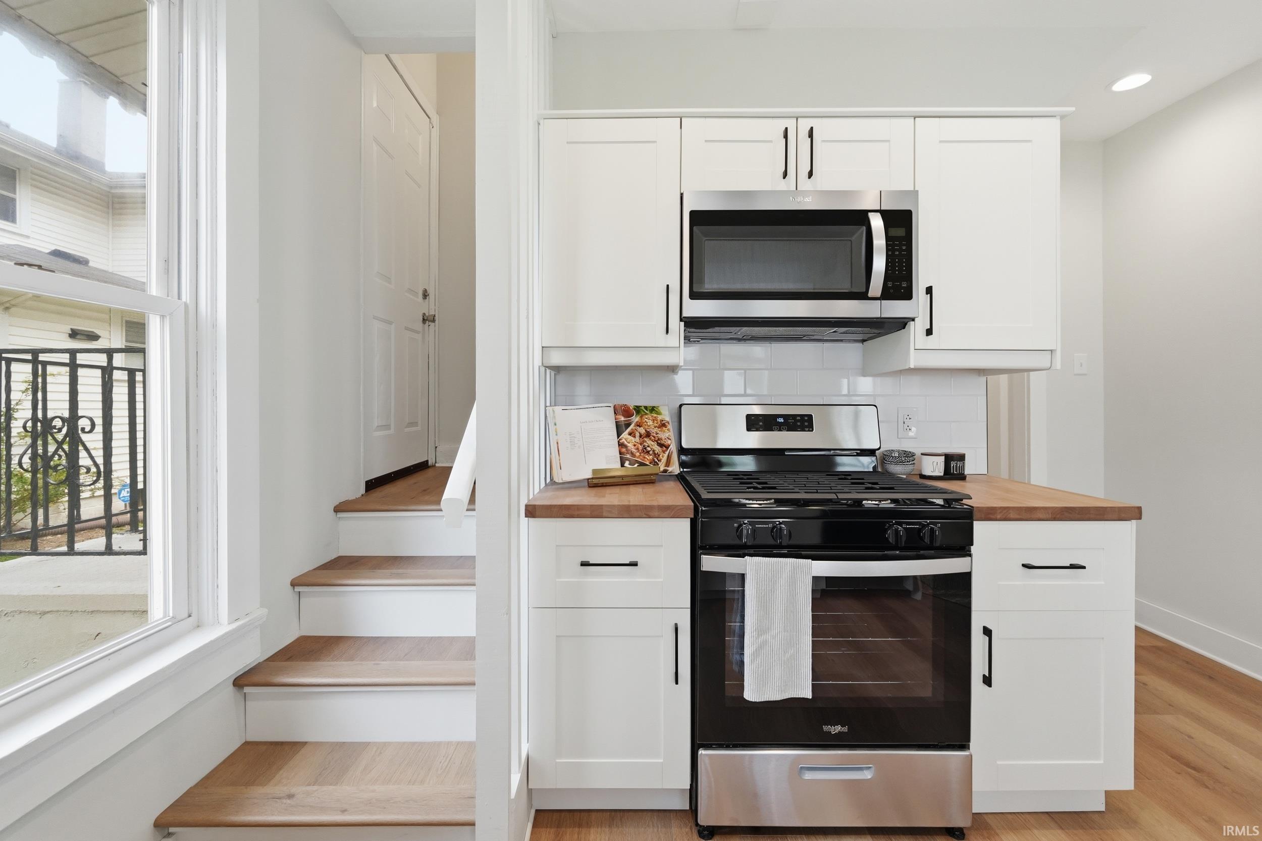 229 Center Street Fort Wayne, IN 46808 - Photo 13 of 36