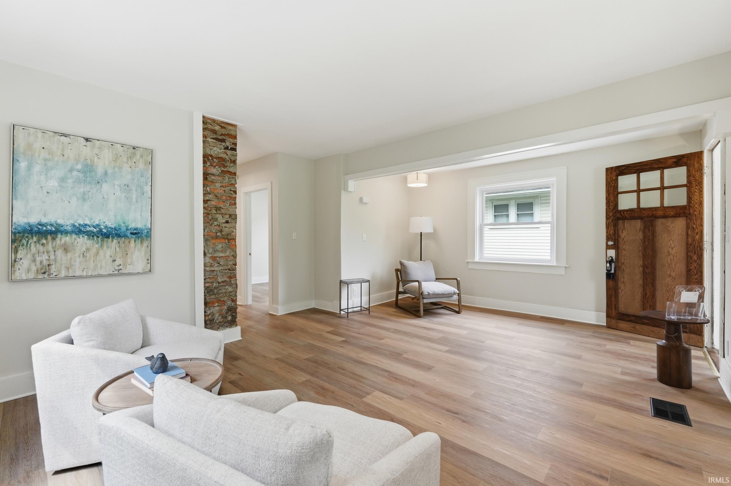 229 Center Street Fort Wayne, IN 46808 - Photo 7 of 36