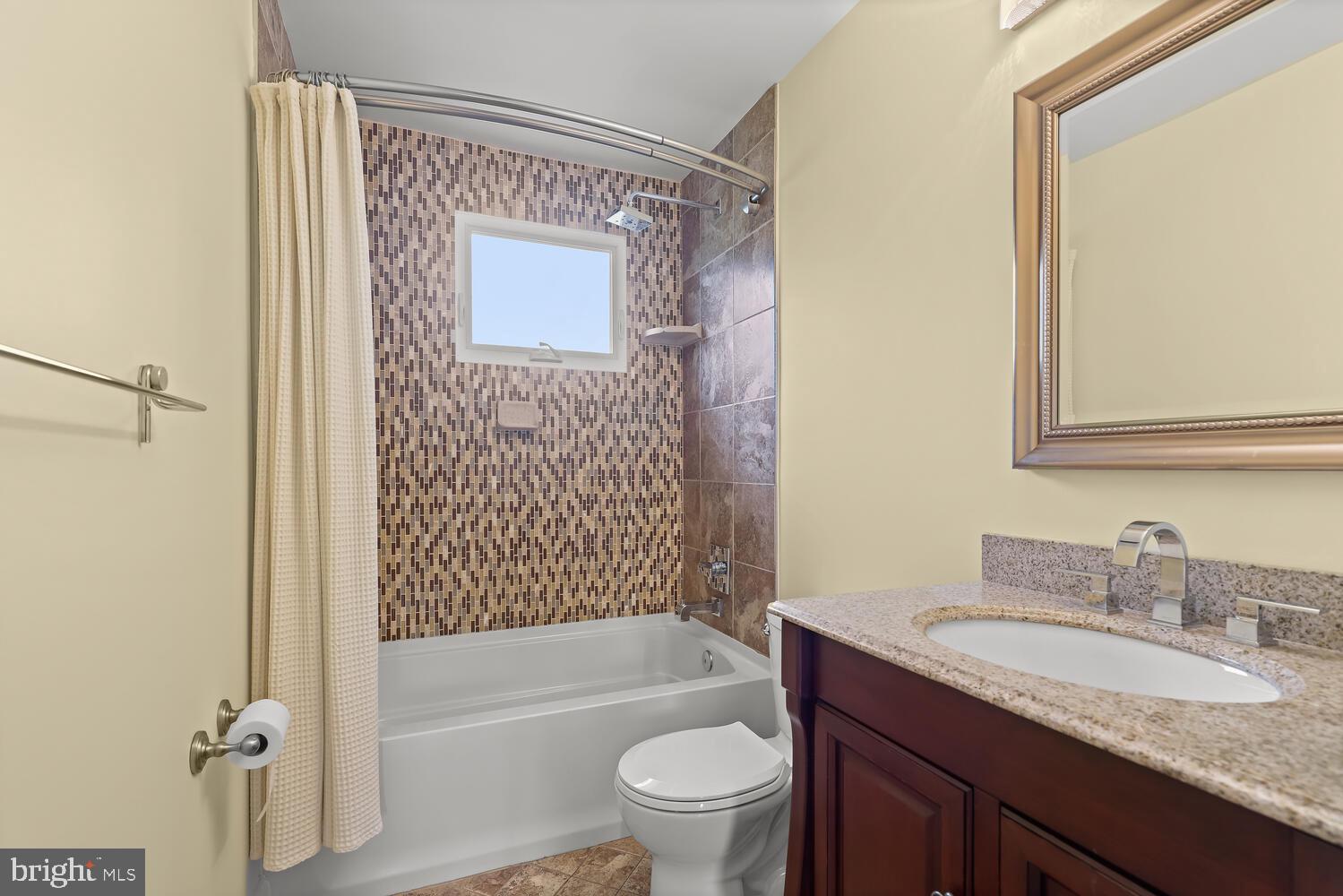 208 Meadowvale Road Lutherville-Timonium, MD 21093 - Photo 27 of 42 Upper Level One Bath