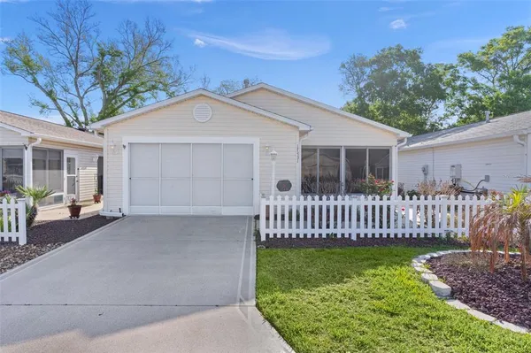 $268,000 | 17431 Southeast 93rd Retford Terrace, The Villages, FL 32162
