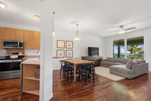 $4,200 | 7 Kaloapelu Way, Unit 4B, Wailuku, HI 96793