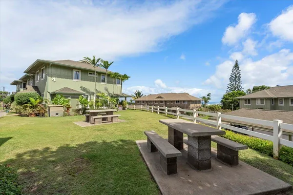 $4,200 | 7 Kaloapelu Way, Unit 4B, Wailuku, HI 96793