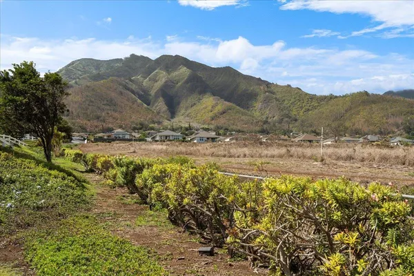 $4,200 | 7 Kaloapelu Way, Unit 4B, Wailuku, HI 96793