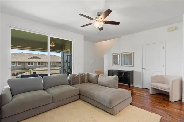 $4,200 | 7 Kaloapelu Way, Unit 4B, Wailuku, HI 96793