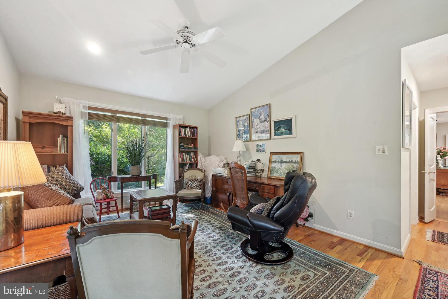 6205 Poe Road Bethesda, MD 20817 - Photo 20 of 44 Alternate View
